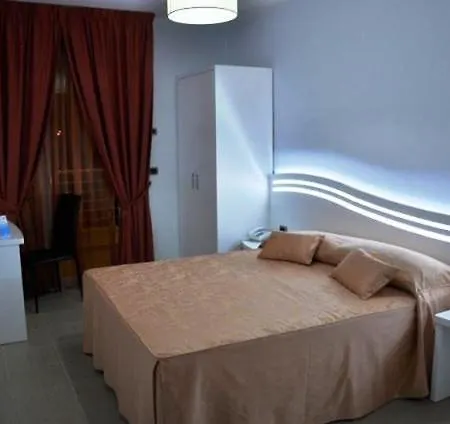 Perla Dello Ionio 토레 라필로
