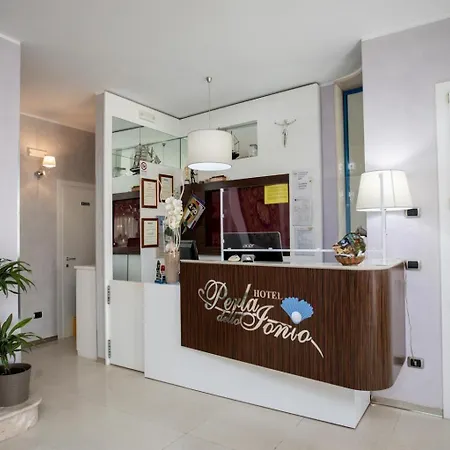Perla Dello Ionio Otel