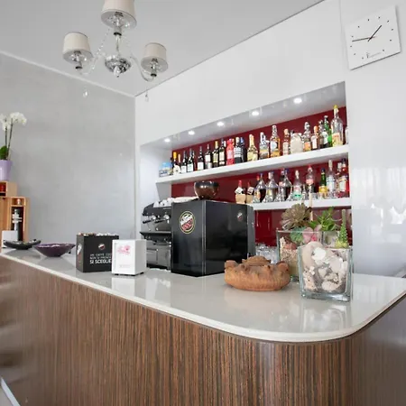 Hotel Perla Dello Ionio 3*