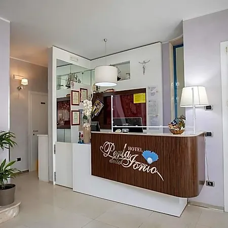 Perla Dello Ionio 토레 라필로