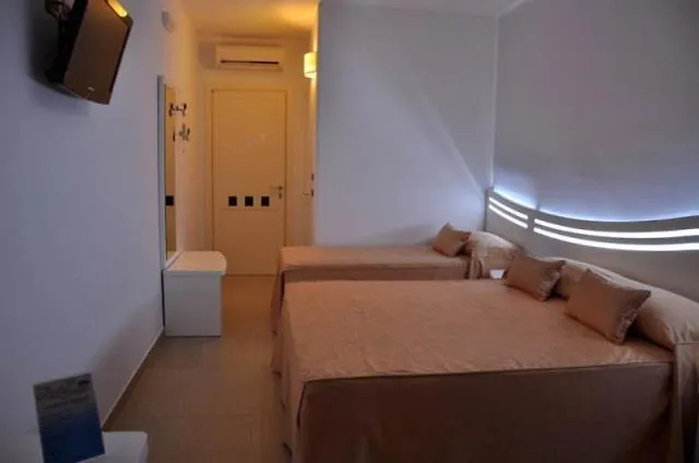 Hotel Perla Dello Ionio 3*