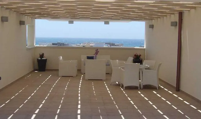 Perla Dello Ionio Hotel